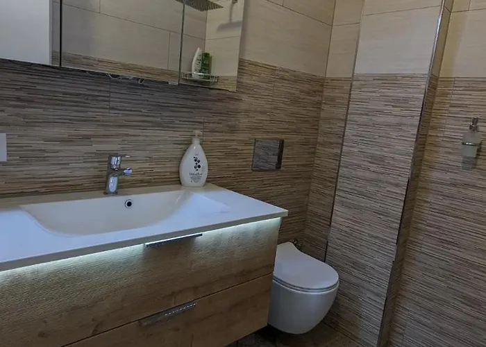 Apartment Holiday Saranda *